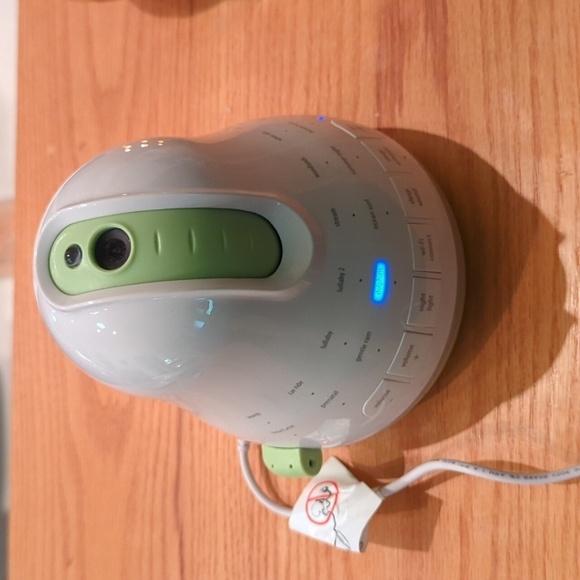 The Brookstone Tranquil Moments Baby Monitor & Sleep Sounds - Picture 3 of 13